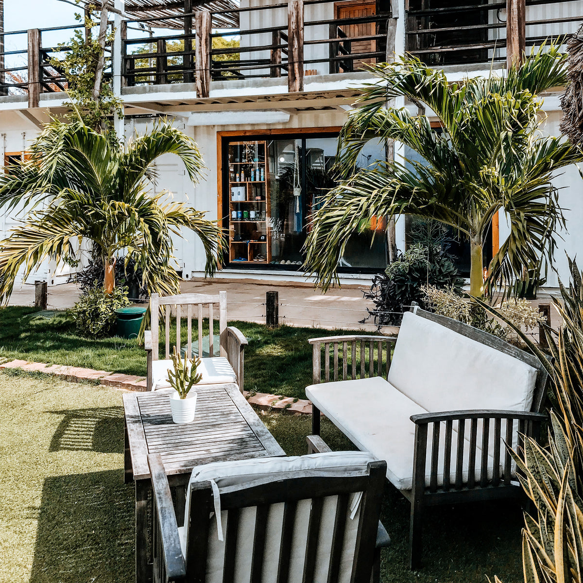 How to protect your outdoor furniture