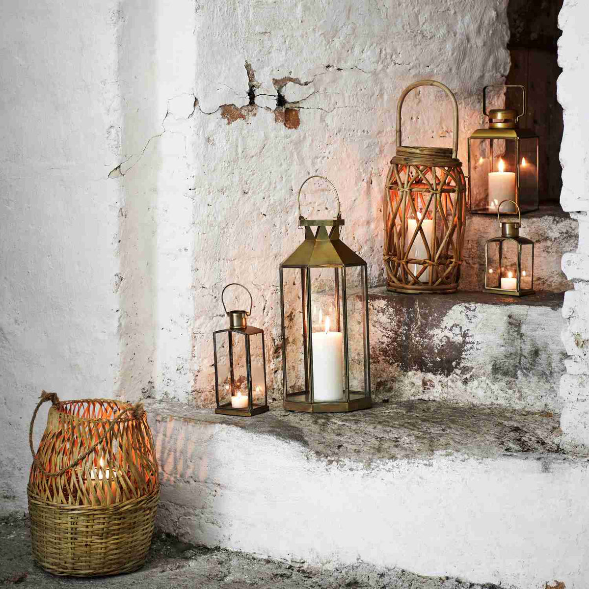 Shelf Lantern | Brass