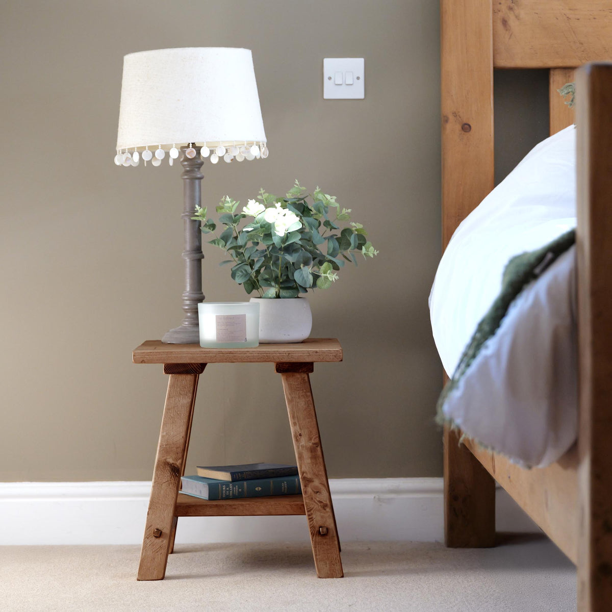 #colour_tudor-oak