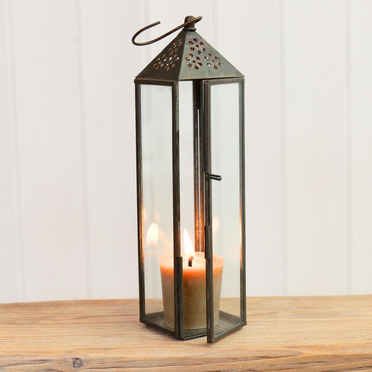 Decorative Hanging Lanterns