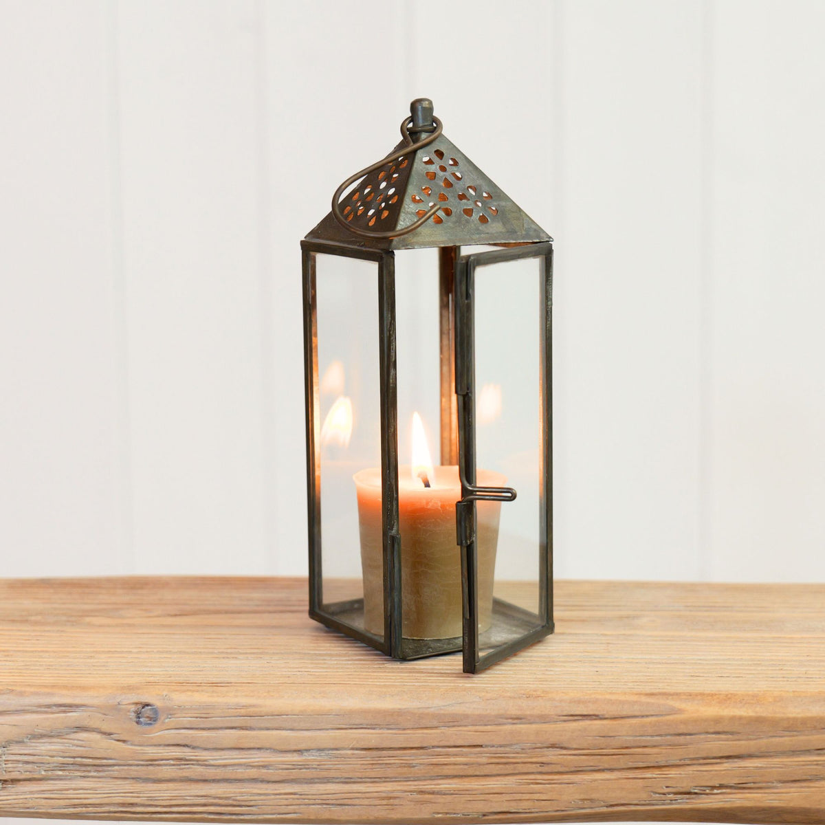 Decorative Hanging Lanterns