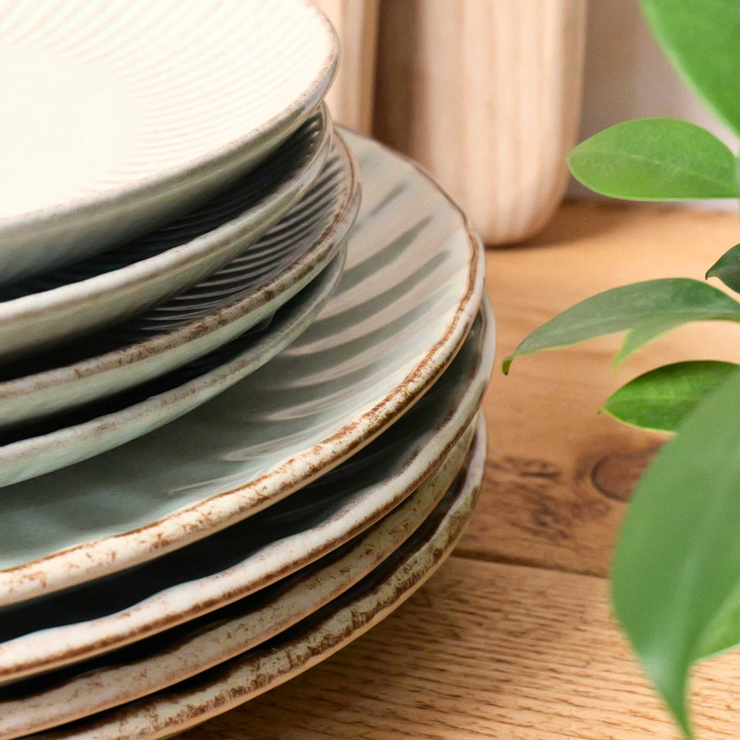 Stoneware Large Plate | Fleur Collection