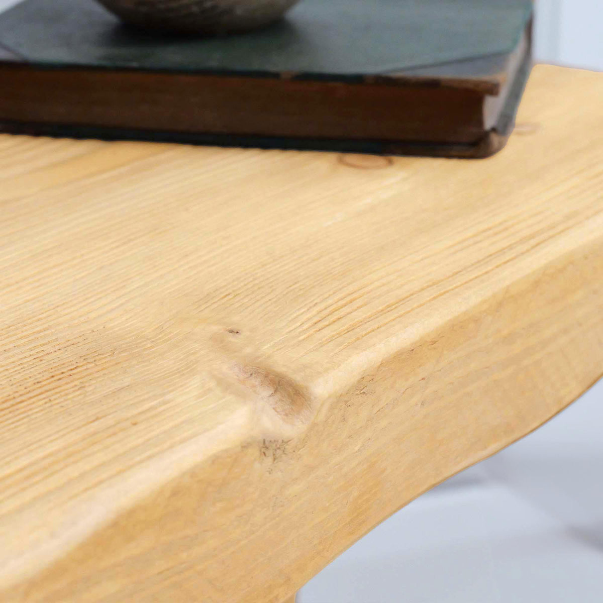 #colour_antique-pine