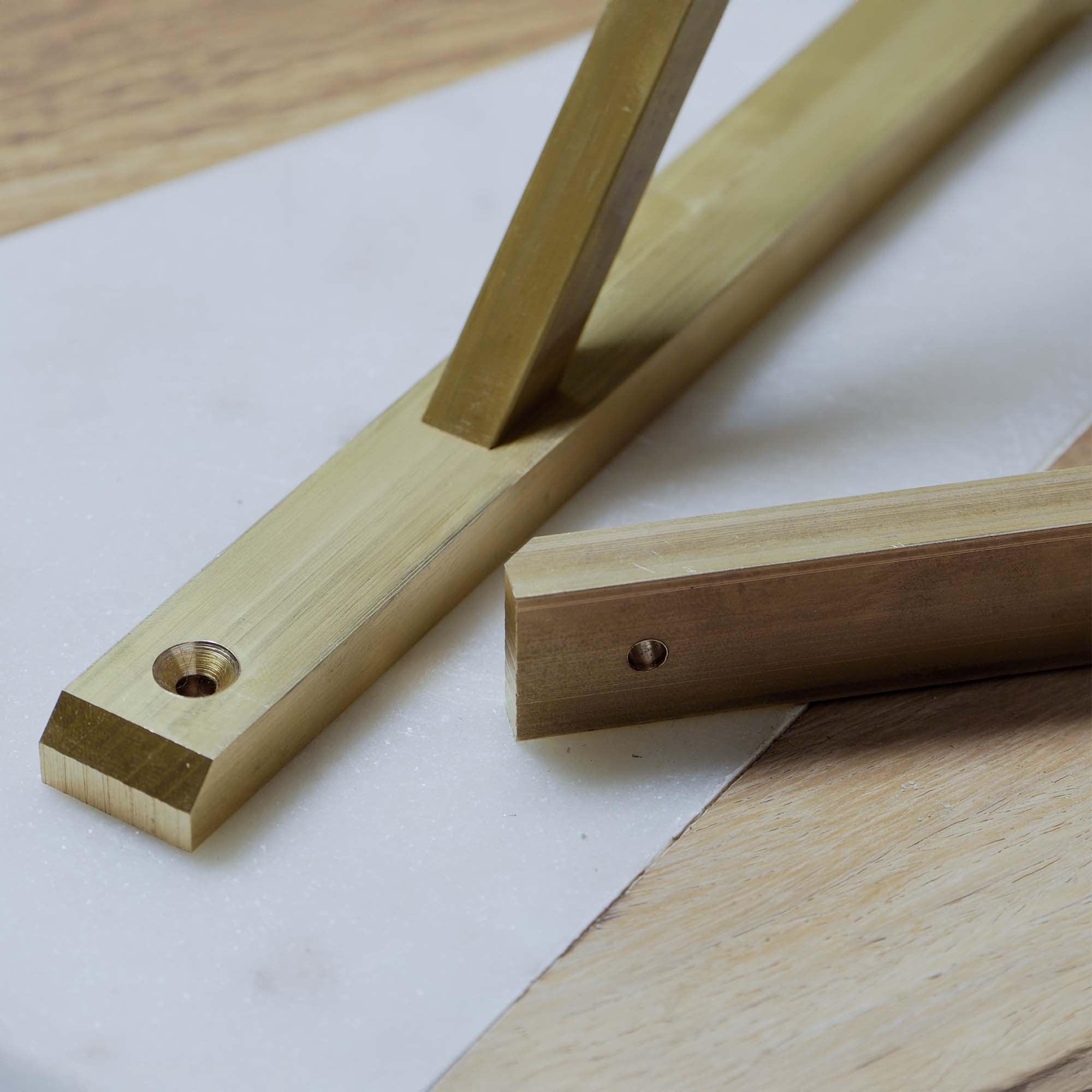 Engineered Brass Bracket Shelf