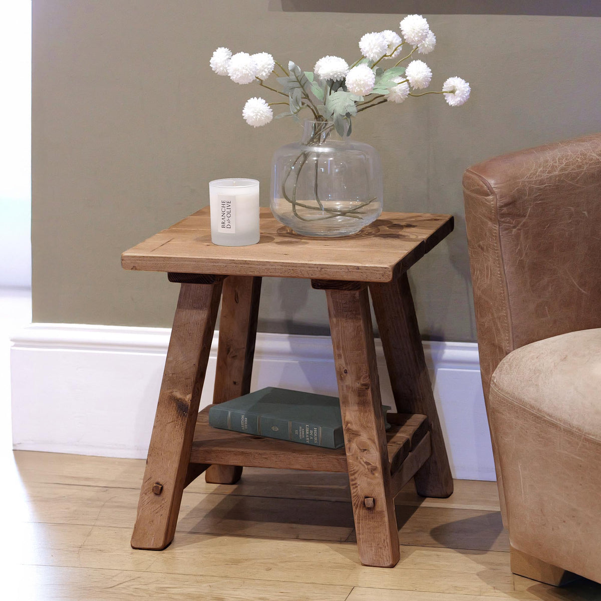 #colour_tudor-oak