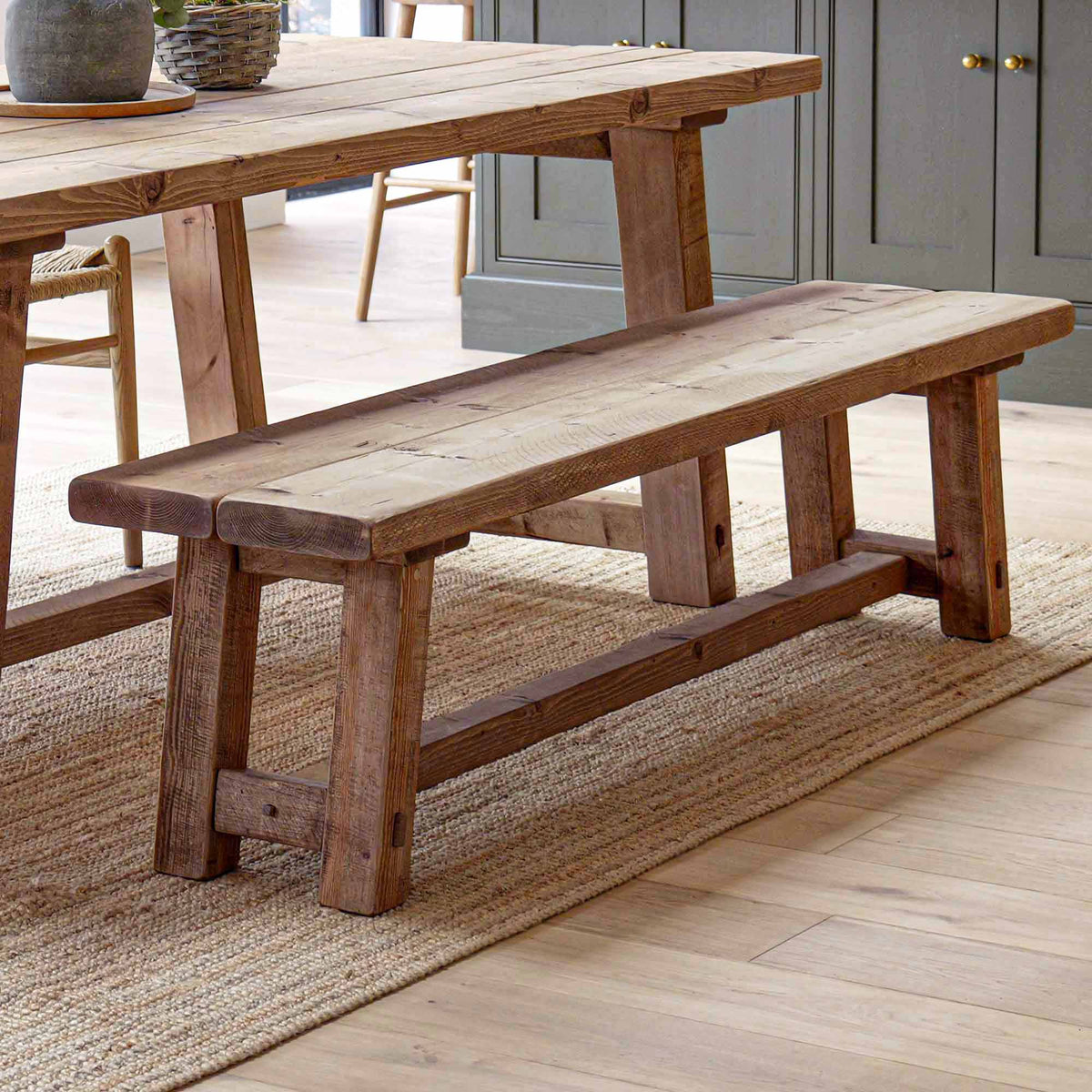 #colour_tudor-oak