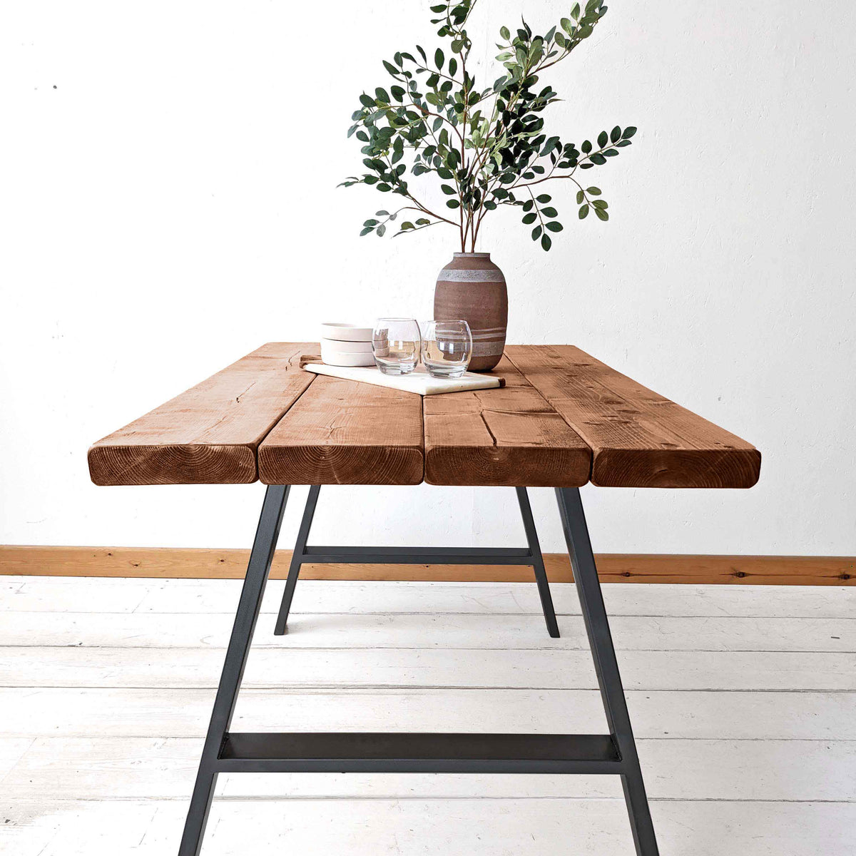 #colour_tudor-oak