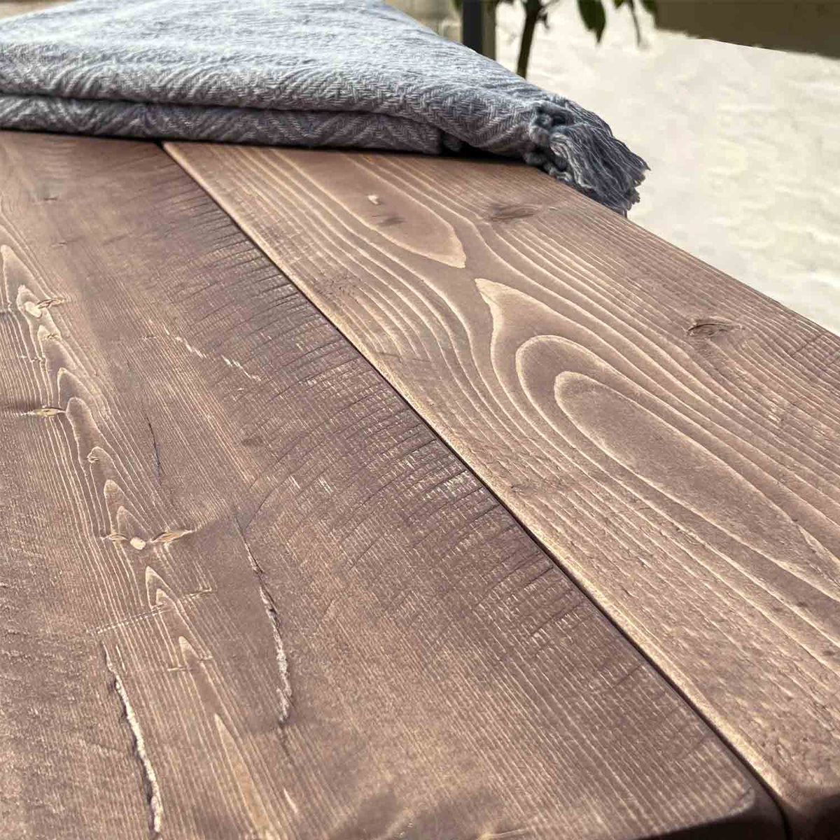 #colour_rosewood