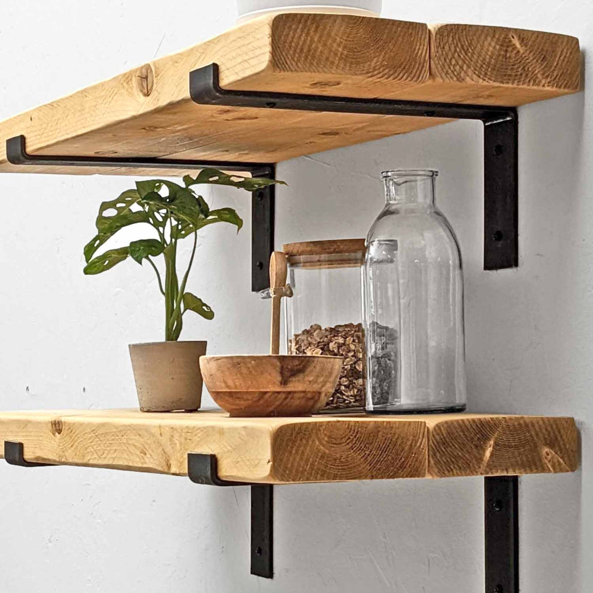 #colour_antique-pine