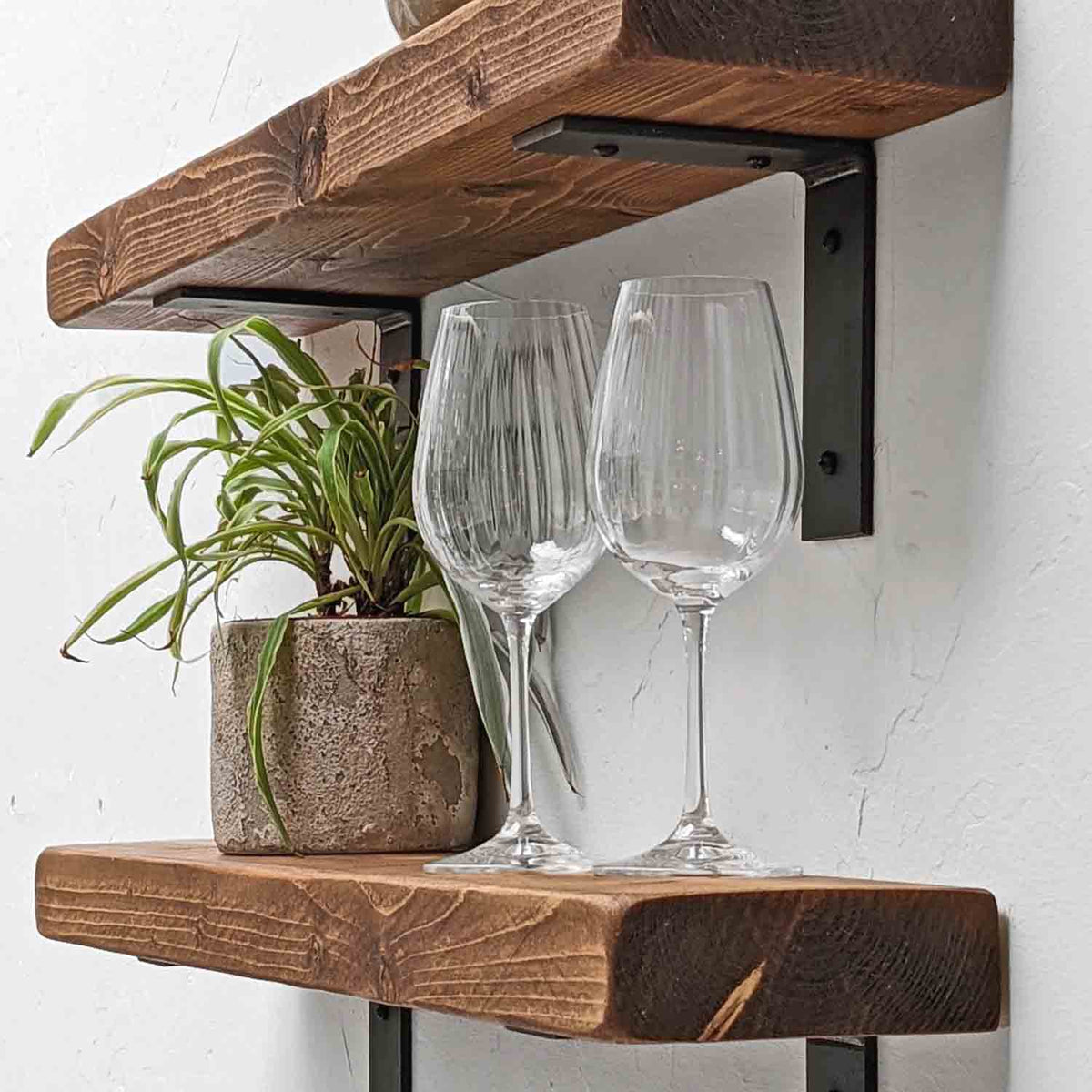 #colour_tudor-oak