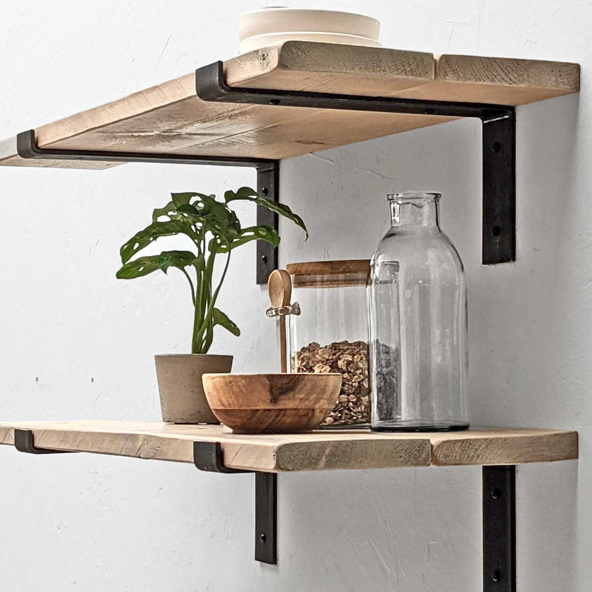 Shabby Chic Shelf | Lipped Brackets | Thin | 30cm Depth