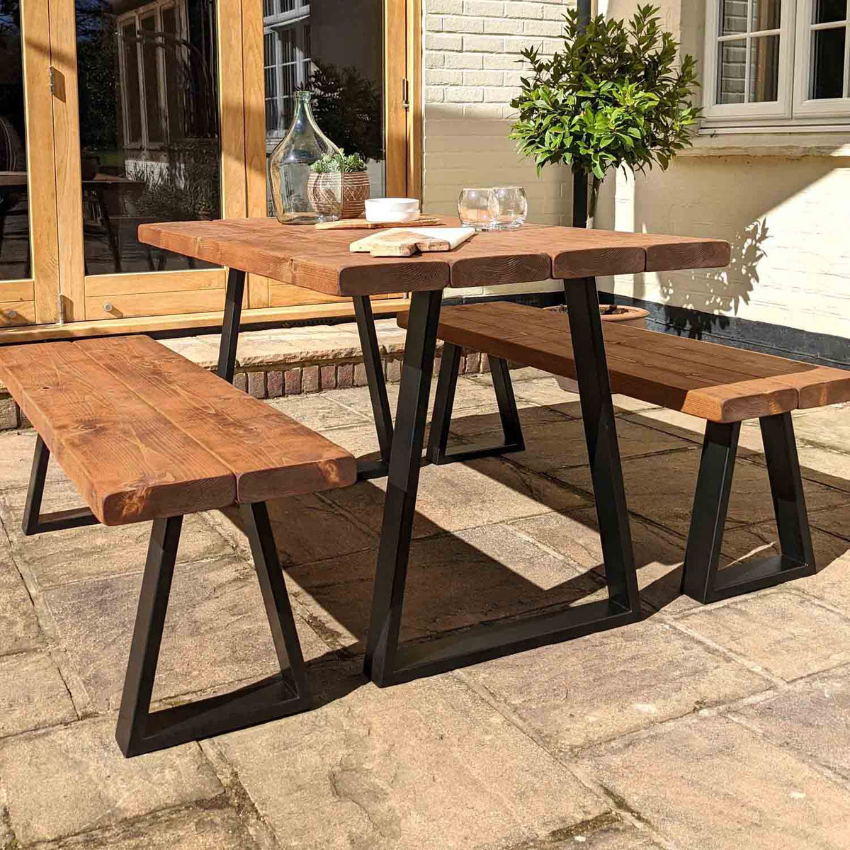 #colour_teak