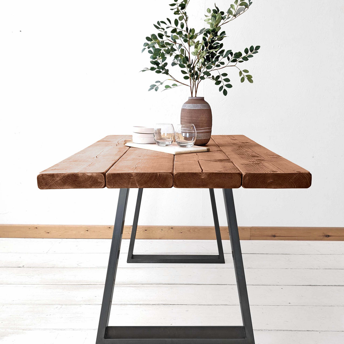 #colour_tudor-oak