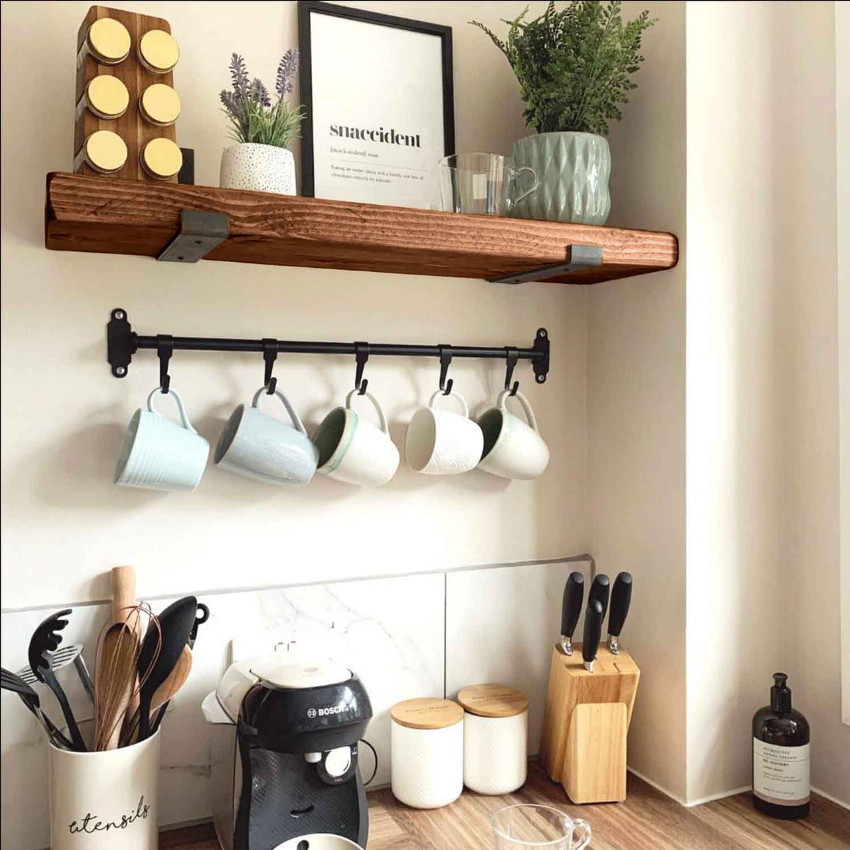 #colour_tudor-oak